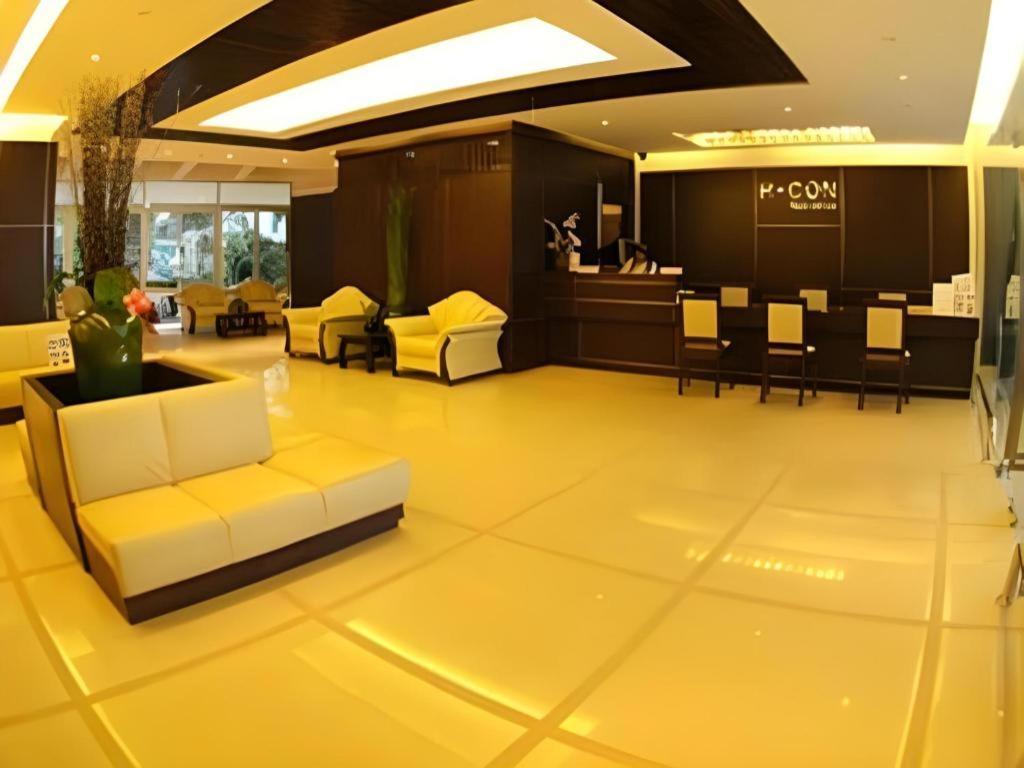 R-Con Residence Pattaya Buitenkant foto