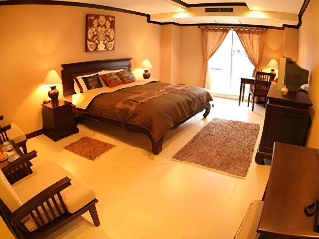 R-Con Residence Pattaya Buitenkant foto