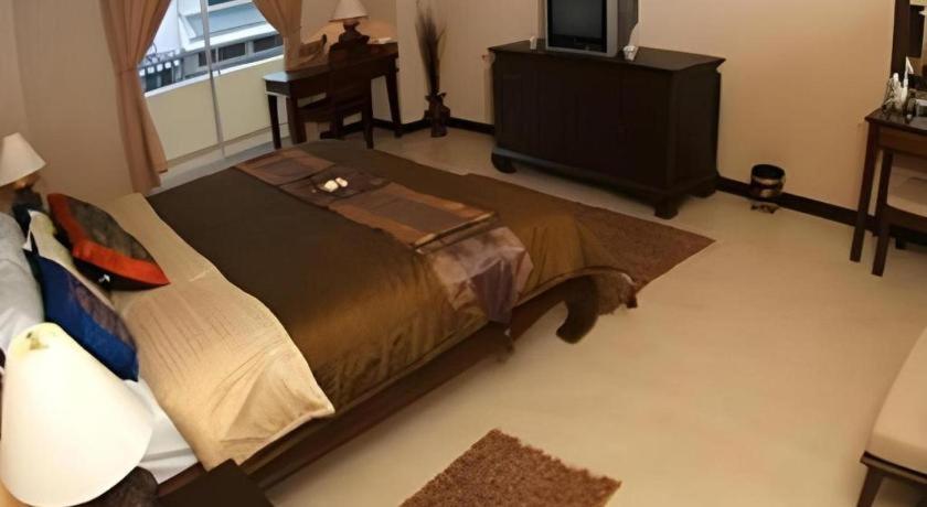 R-Con Residence Pattaya Buitenkant foto