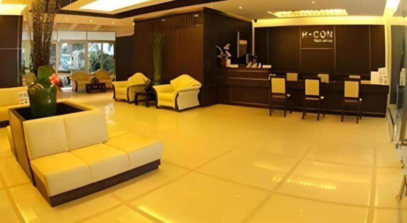 R-Con Residence Pattaya Buitenkant foto